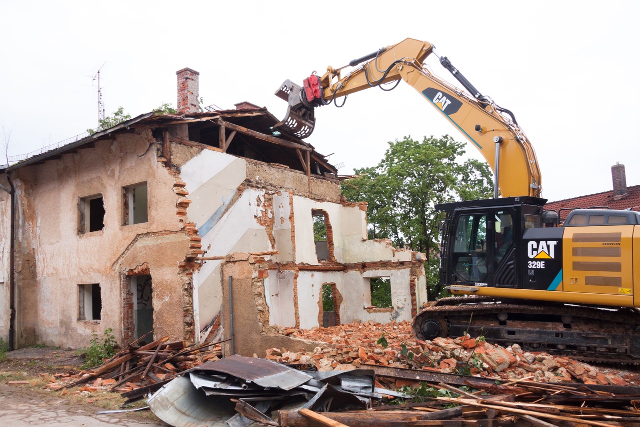 building-city-wall-stone-broken-dust-709580-pxhere.com